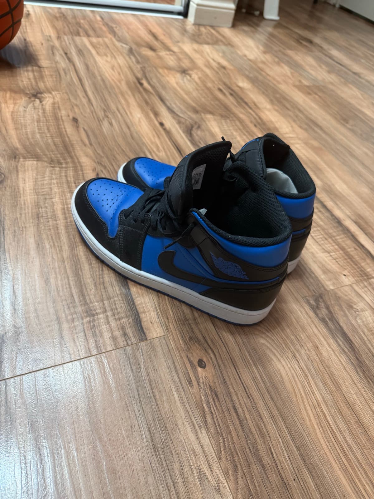 Air Jordan 1 Retro High OG "Royal"
